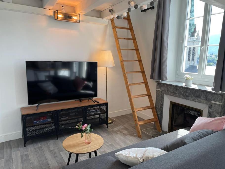 Cosy, Hyper Centre D'aix, Vue Montagnes, Proche Thermes
