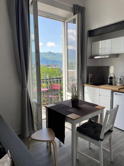 Apartment Cosy, Hyper Centre D'aix, Vue Montagnes, Proche Thermes *